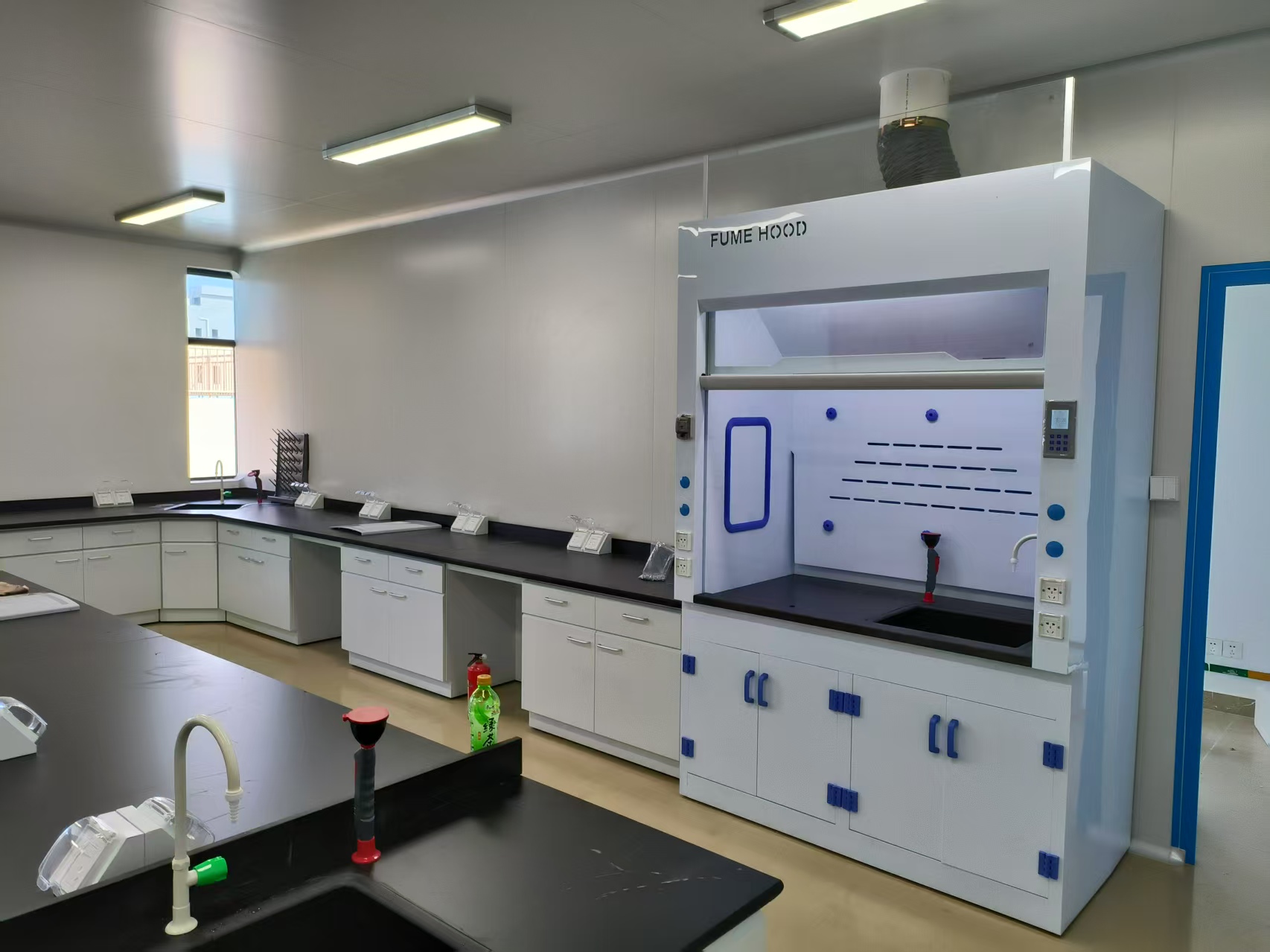 珠海某百强企业污水处理实验室竣工